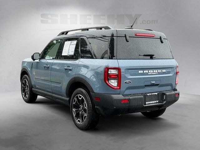 Certified Used 2025 Azure Gray Metallic Ford Outer Banks image 14