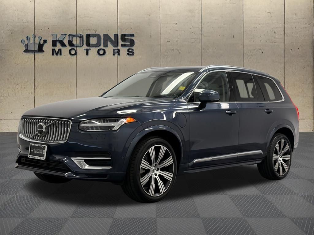 Denim Blue Metallic 2024 Volvo XC90 Recharge T8 Ultimate Bright Theme 7-Passenger eAWD SUV / Crossover All-Wheel Drive Automatic