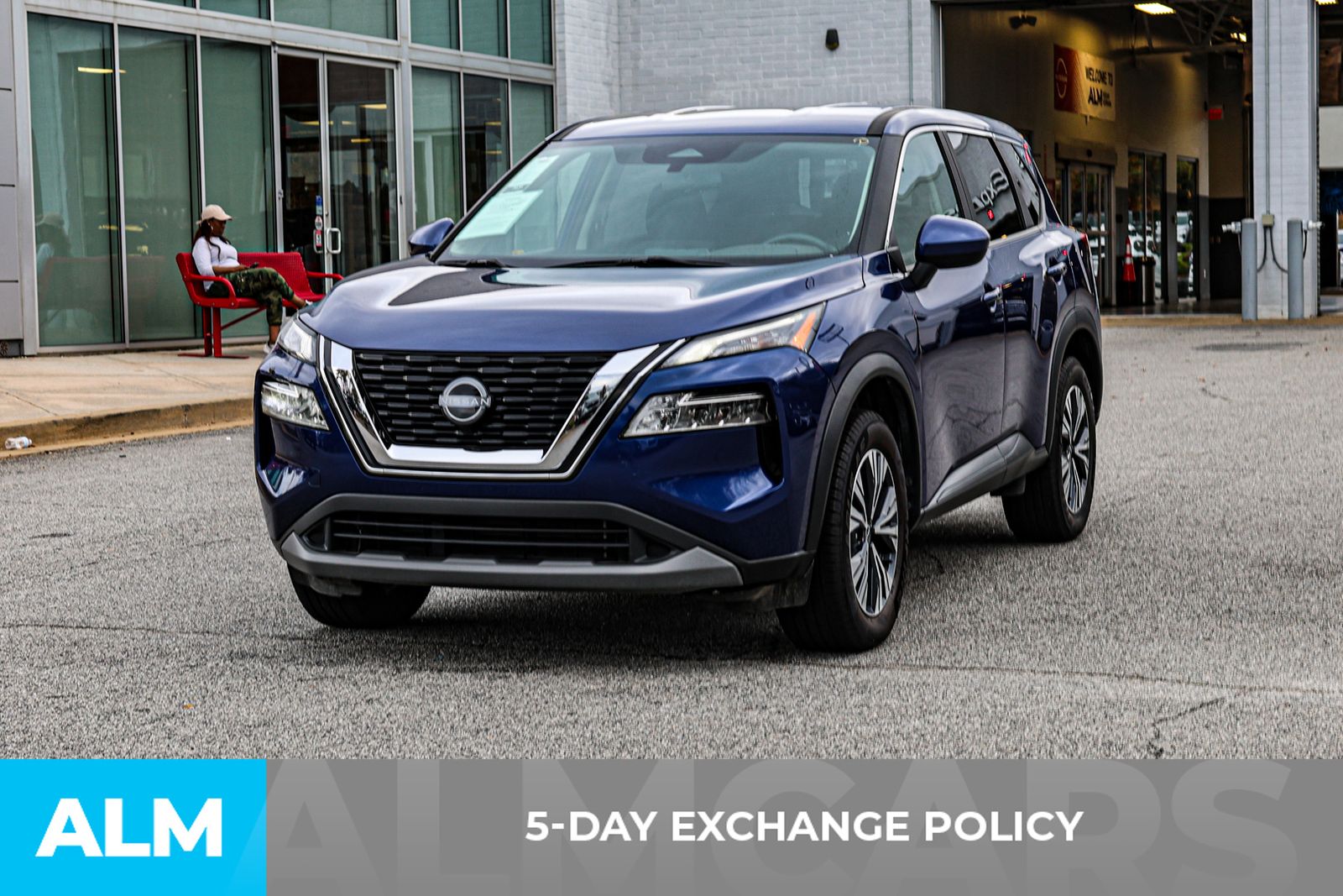 2023 Nissan Rogue SV photo 3