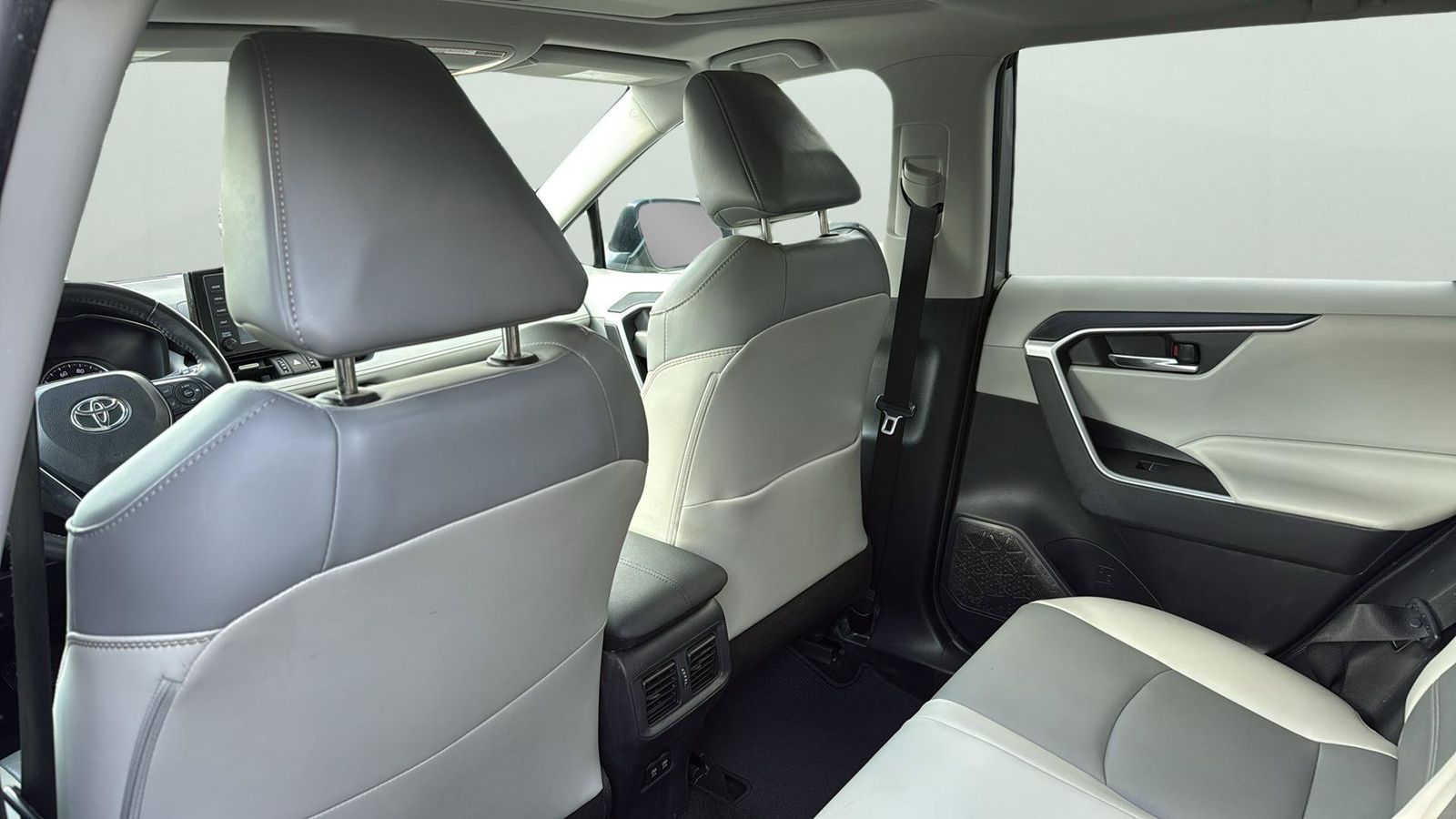 Used Car 2019 Toyota Rav4  Xle Premium For Sale Under $25,000 In Austin, Texas