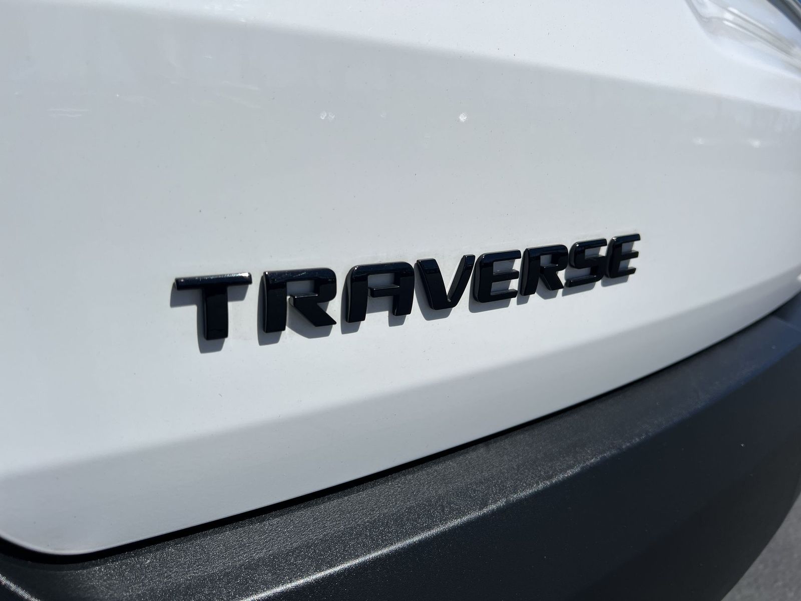 used 2023 Chevrolet Traverse car, priced at $36,076