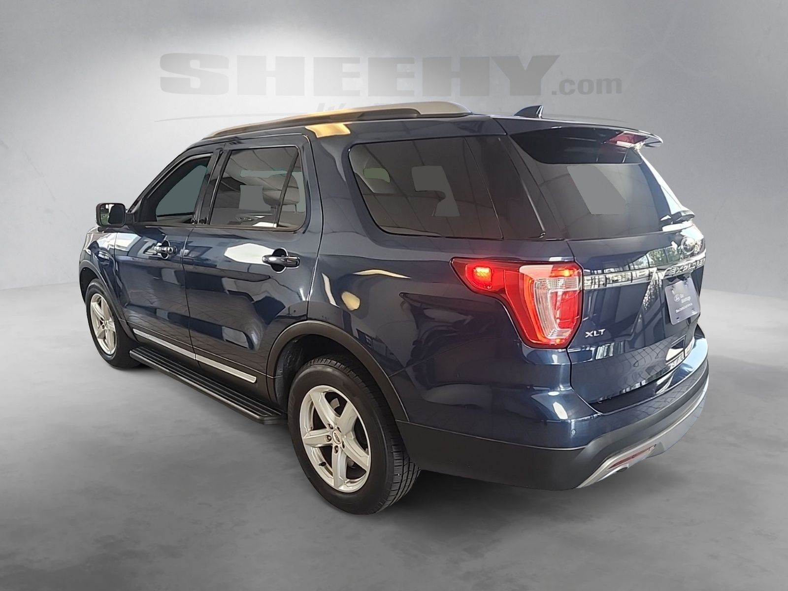 Certified Used 2017 Blue Jeans Metallic Ford XLT image 12