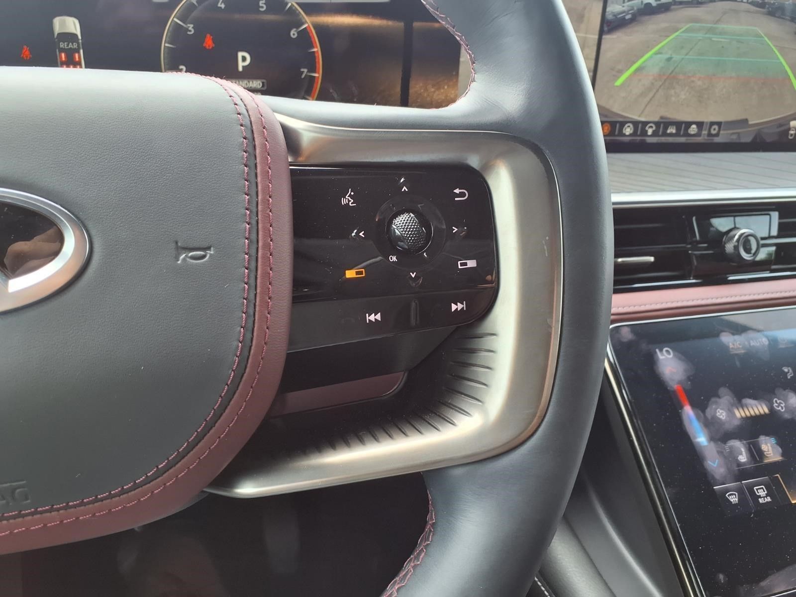 2025 INFINITI QX80 AUTOGRAPH Black at River Oaks CDJR