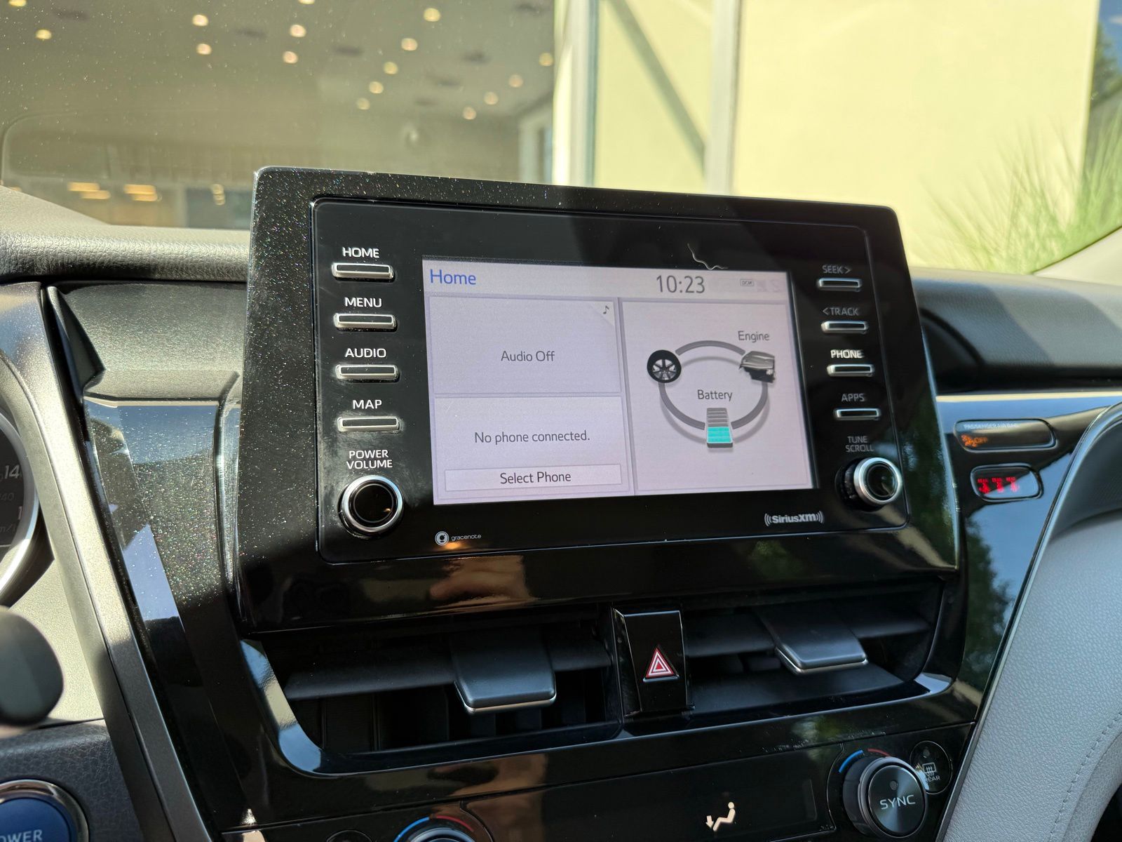 Used 2022 Silver Toyota LE image 5