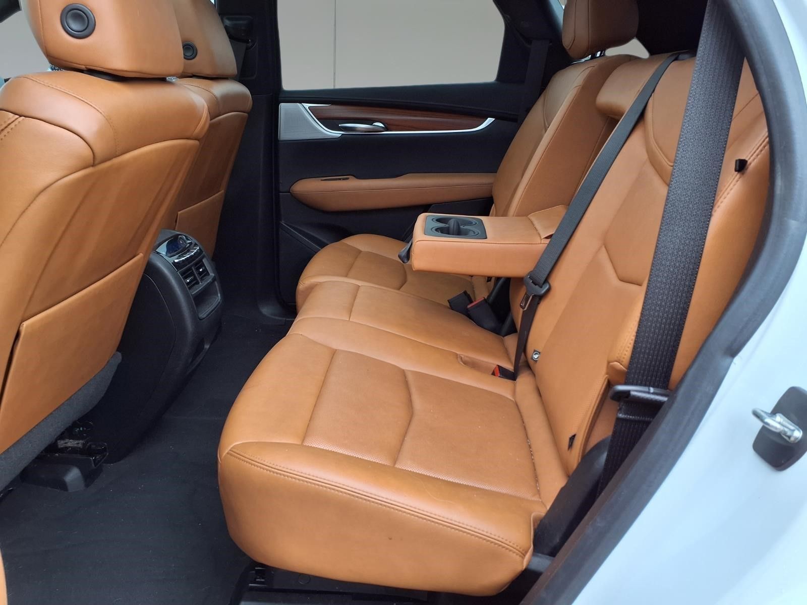 2022 Cadillac XT5 Premium Luxury White at Bayway Cadillac of The Woodlands