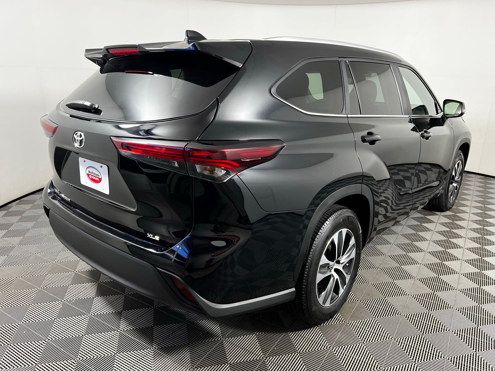 2024 Toyota Highlander XLE 5