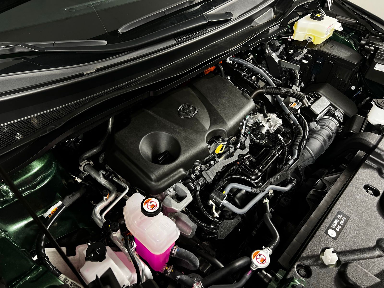 Thumbnail: 2025 Toyota Sienna - 10