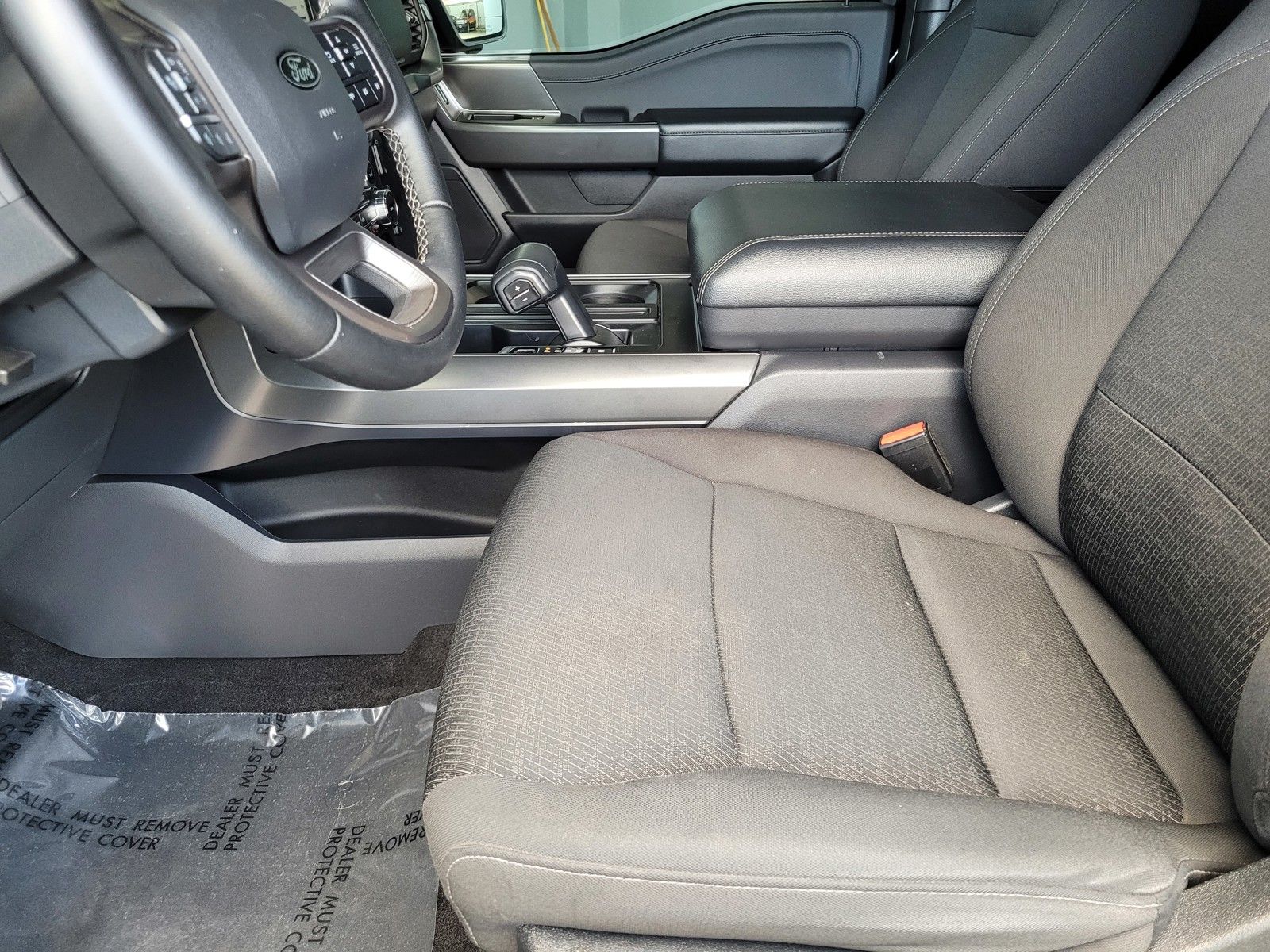 Used 2024 Black Ford XLT image 19