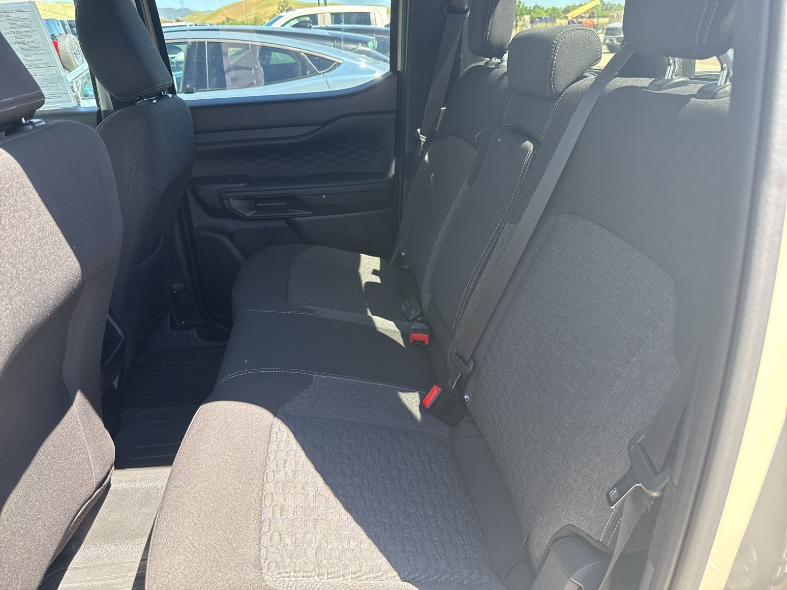 Used 2025 Beige Ford XL image 13