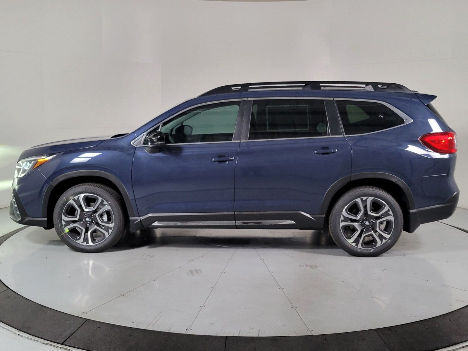 2024 Subaru Ascent Limited 7