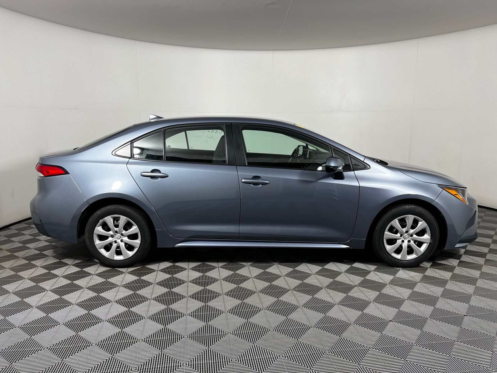 Thumbnail: 2024 Toyota Corolla - 4