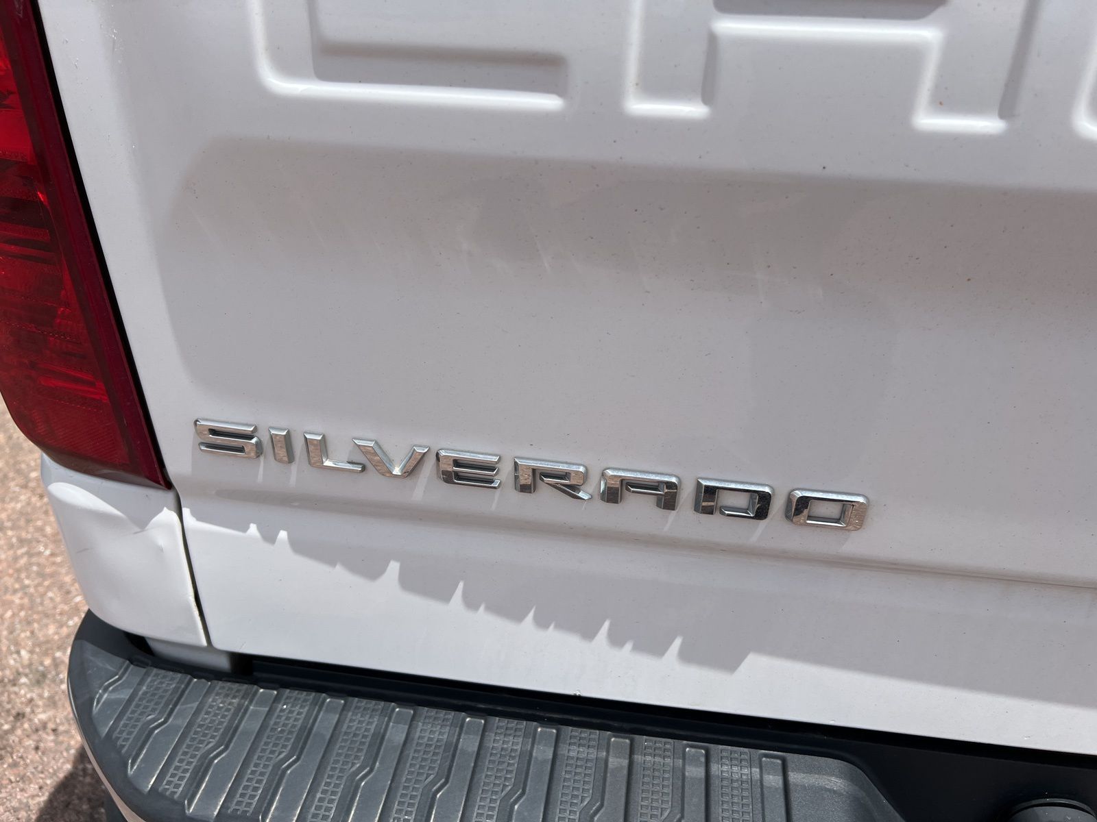 2020 Chevrolet Silverado 1500 LT photo