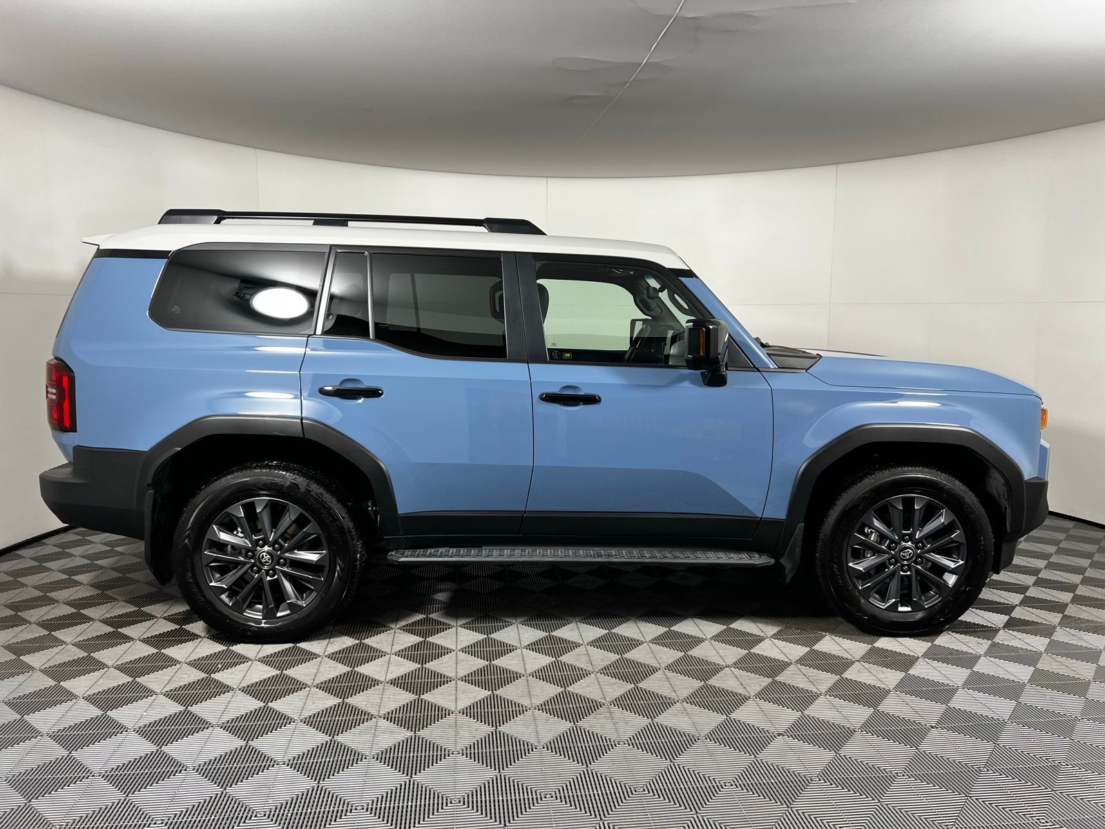 Thumbnail: 2024 Toyota Land Cruiser - 4