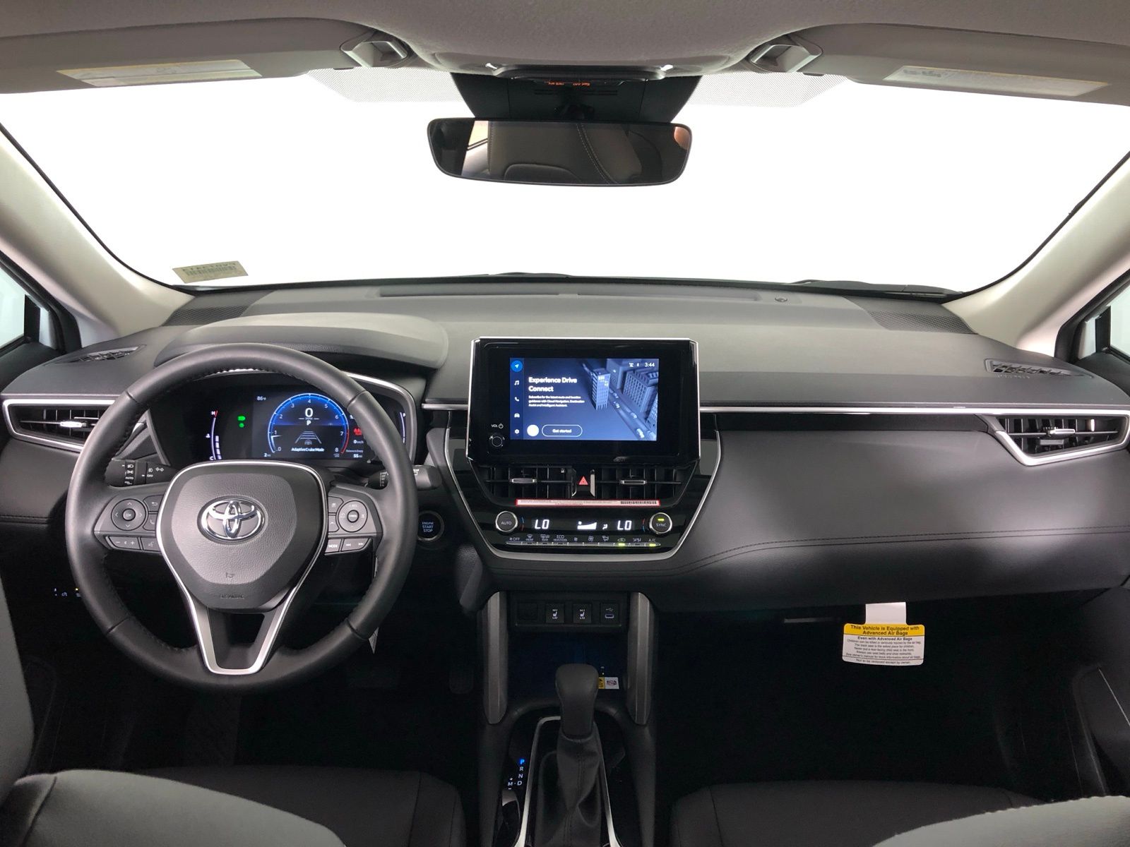 2025 Toyota Corolla Cross XLE 21