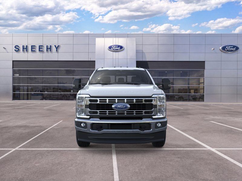 New 2026 Oxford White Ford XL image 2