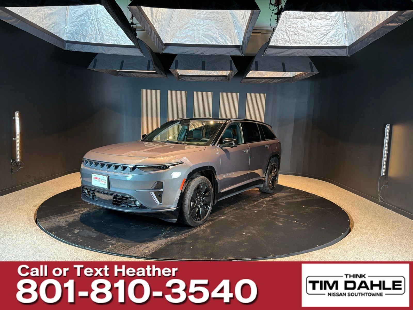 Baltic Gray Metallic Clearcoat 2025 Jeep Wagoneer S SUV / Crossover Four-Wheel Drive 1-Speed Automatic