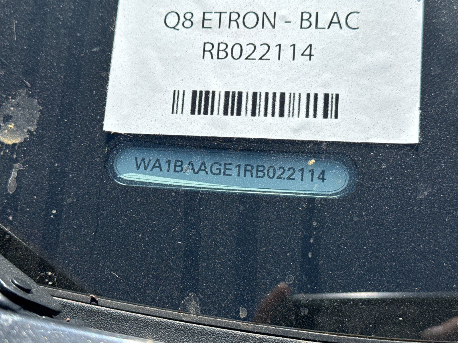 2024 Audi Q8 Sportback e-tron Premium — full photo 3 of 3