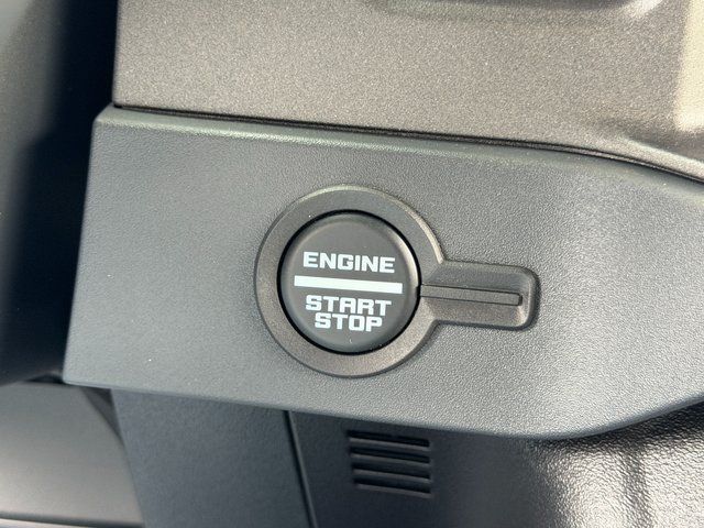 New 2026 Avalanche Gray Ford Big Bend FCG MATTE BLACK PACKAGE image 31