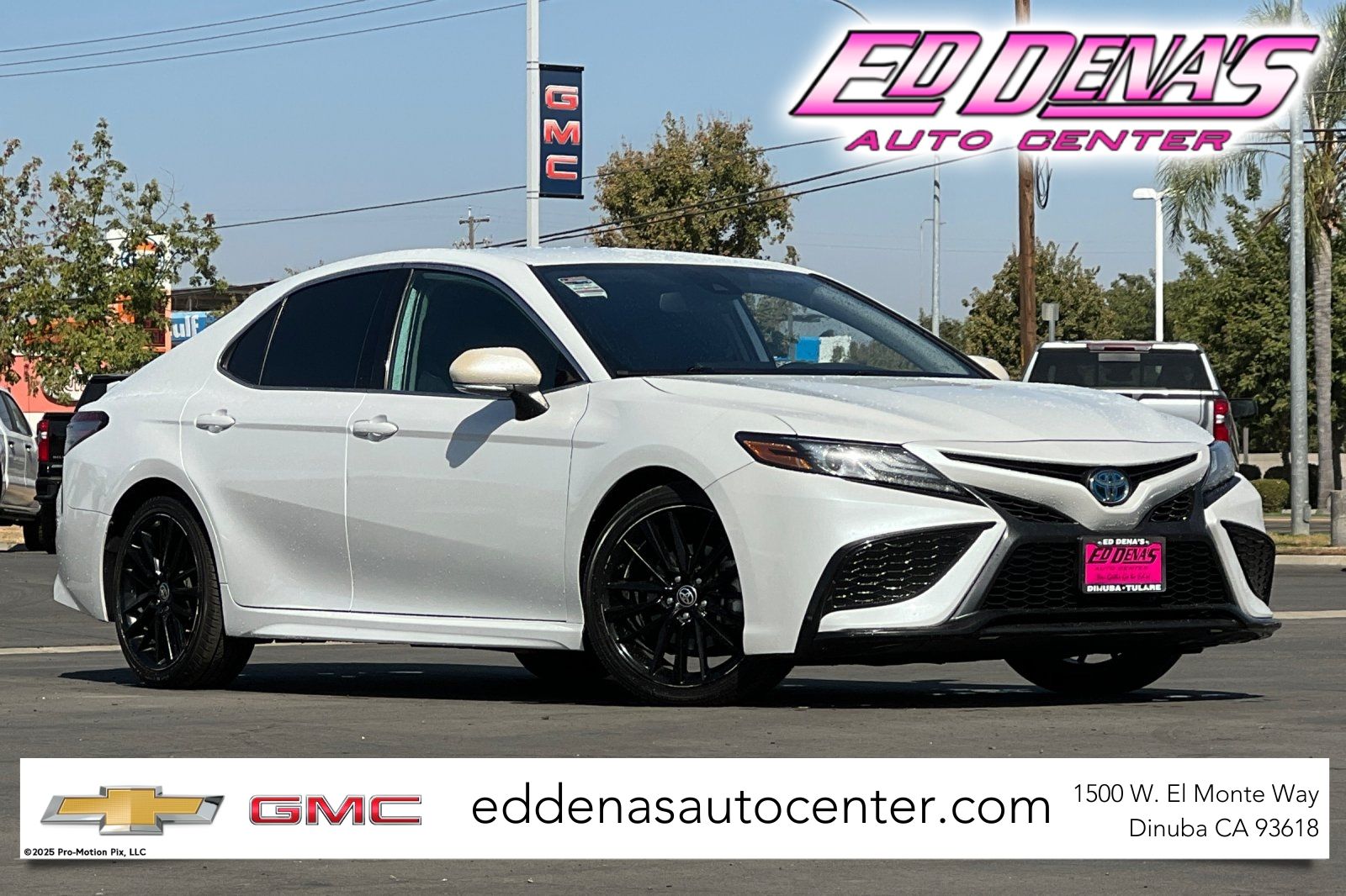 Pearl 2022 Toyota Camry Hybrid Sedan Front-Wheel Drive Continuously Variable Transmission