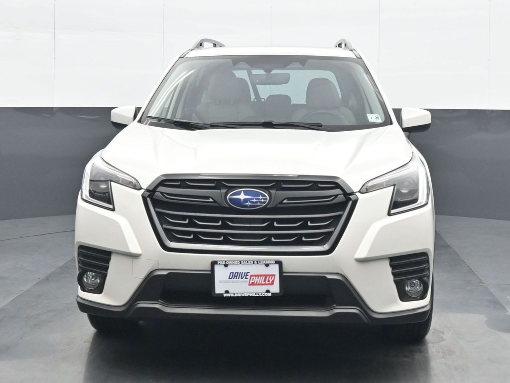 Crystal White Pearl 2023 Subaru Forester SUV / Crossover All-Wheel Drive Continuously Variable Transmission