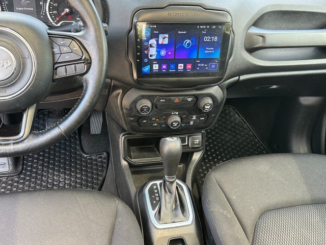 Used 2019 Gray Jeep Latitude image 11