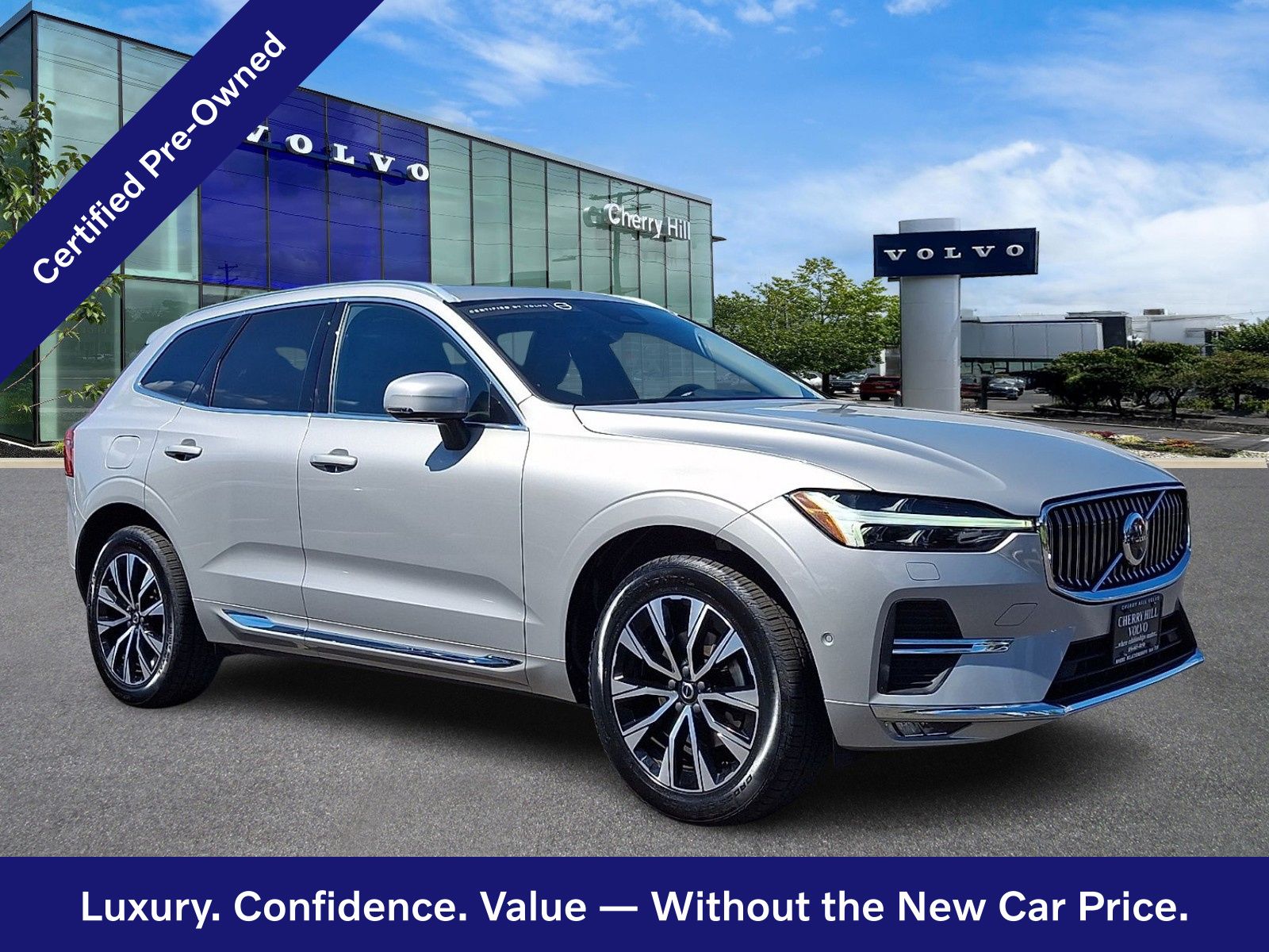 Silver 2023 Volvo XC60 SUV / Crossover All-Wheel Drive Automatic