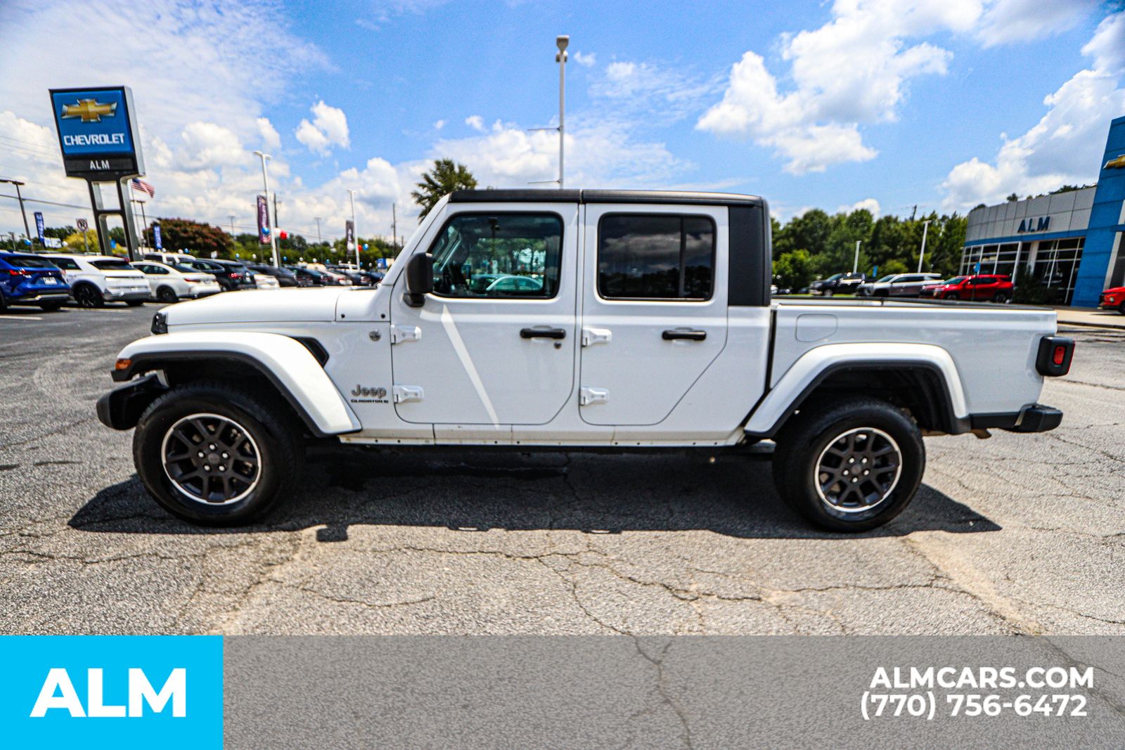 2023 Jeep Gladiator Overland photo 9