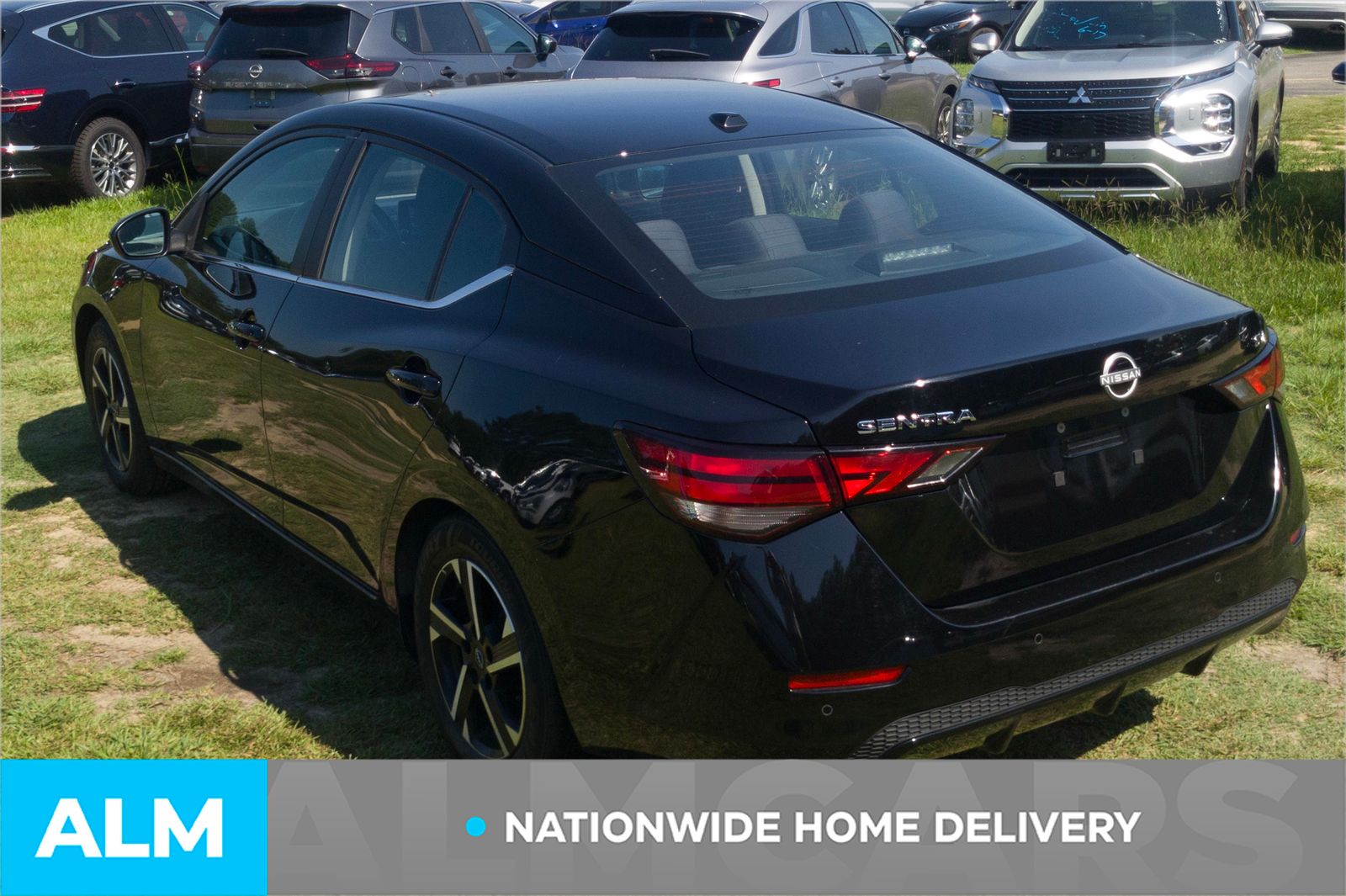 Used 2024 Super Black Nissan SV image 5