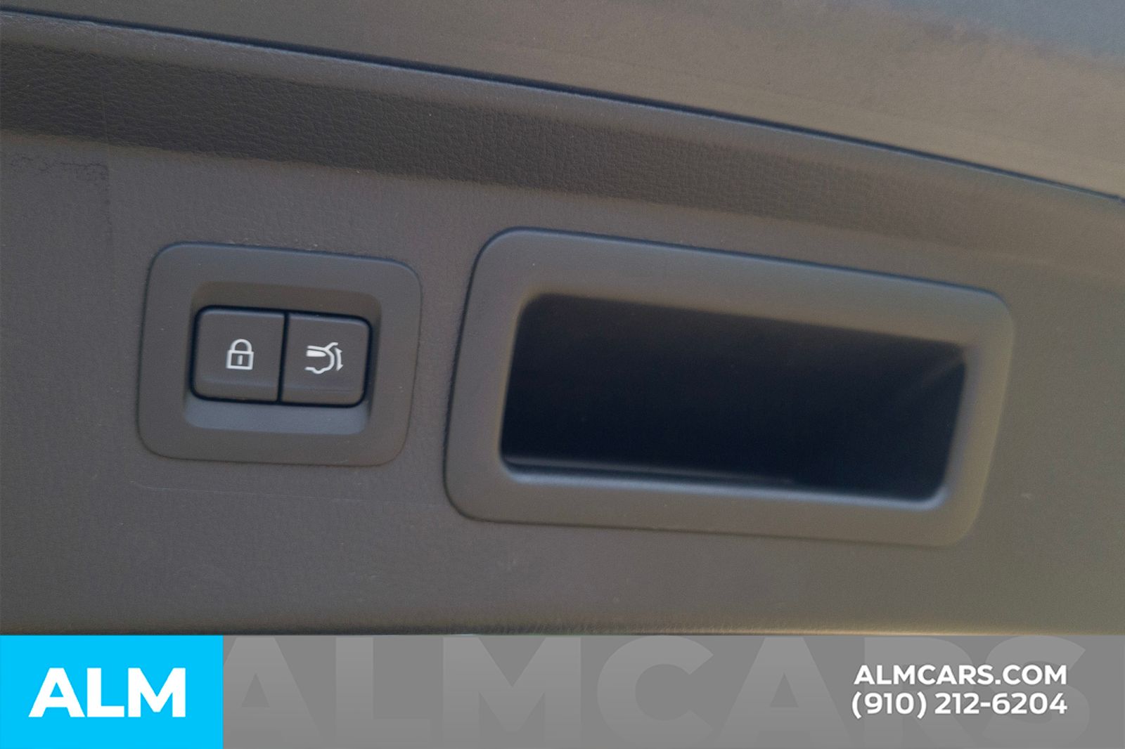 Used 2025 Gray Metallic Mazda Premium image 10