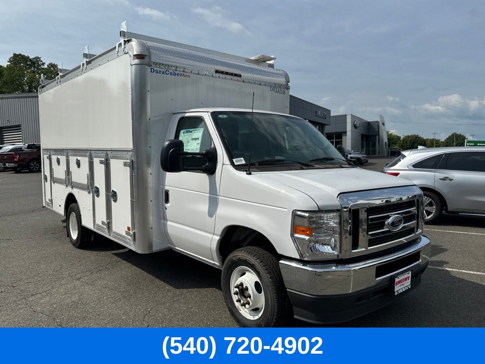 2024 Ford E-450SD Base