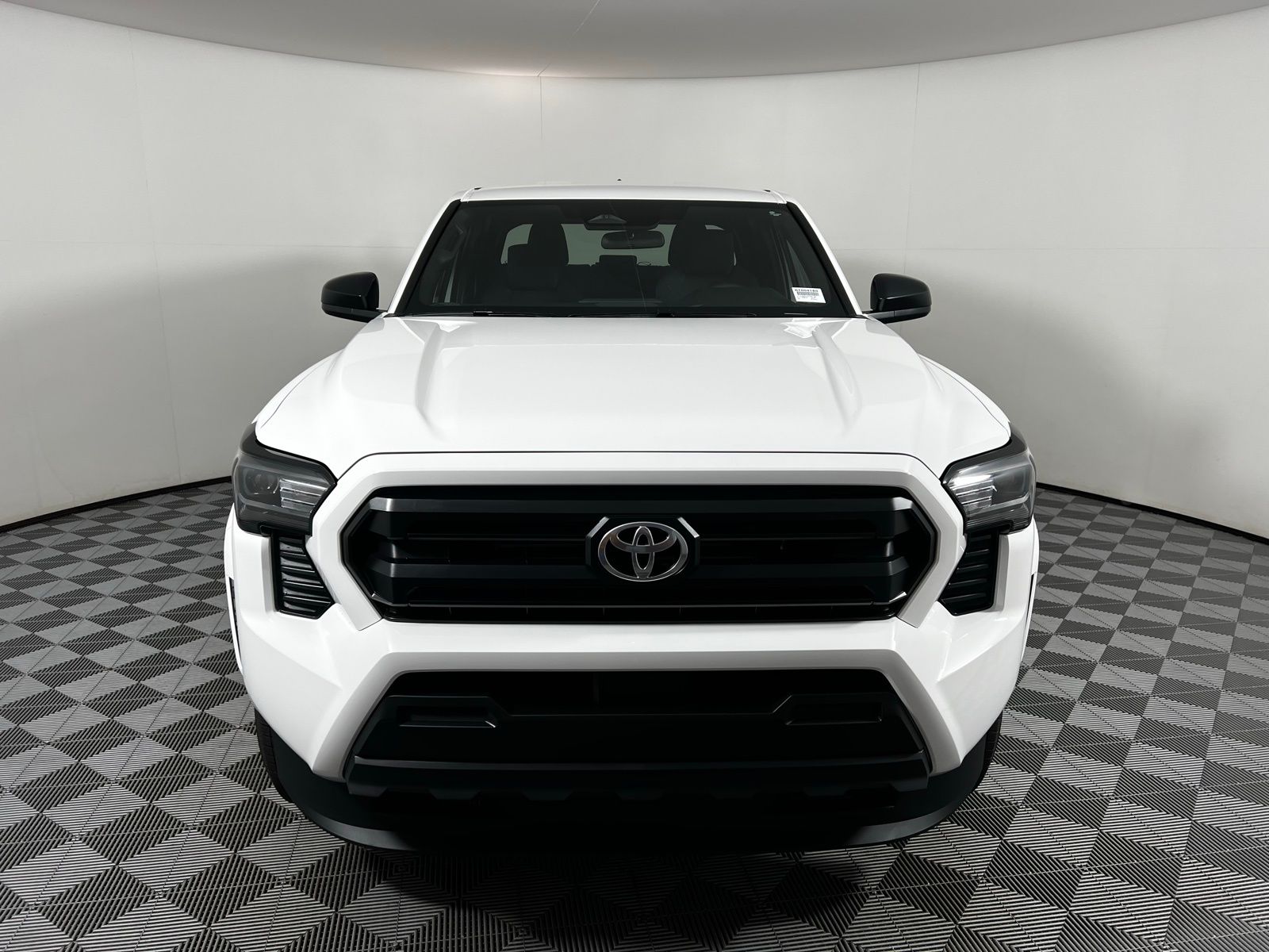 2024 Toyota Tacoma SR 2