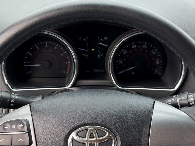 Used 2013 Magnetic Gray Metallic Toyota SE image 5