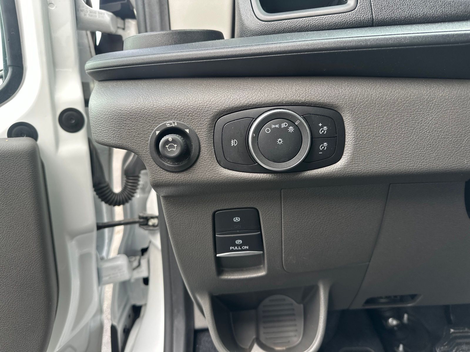 Certified Used 2024 Oxford White Ford XLT image 20