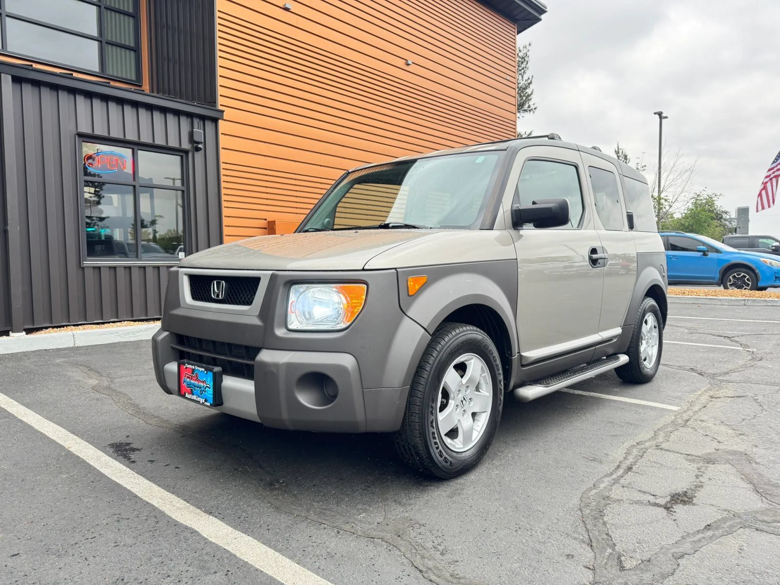 Gray 2004 Honda Element SUV / Crossover All-Wheel Drive 4-Speed Automatic Overdrive