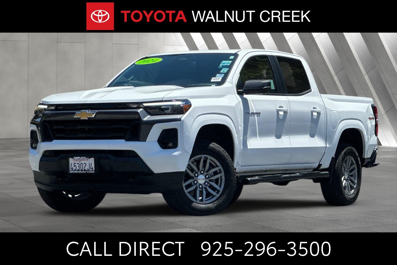 Summit White 2024 Chevrolet Colorado Pickup Truck Four-Wheel Drive 8-Speed Automatic