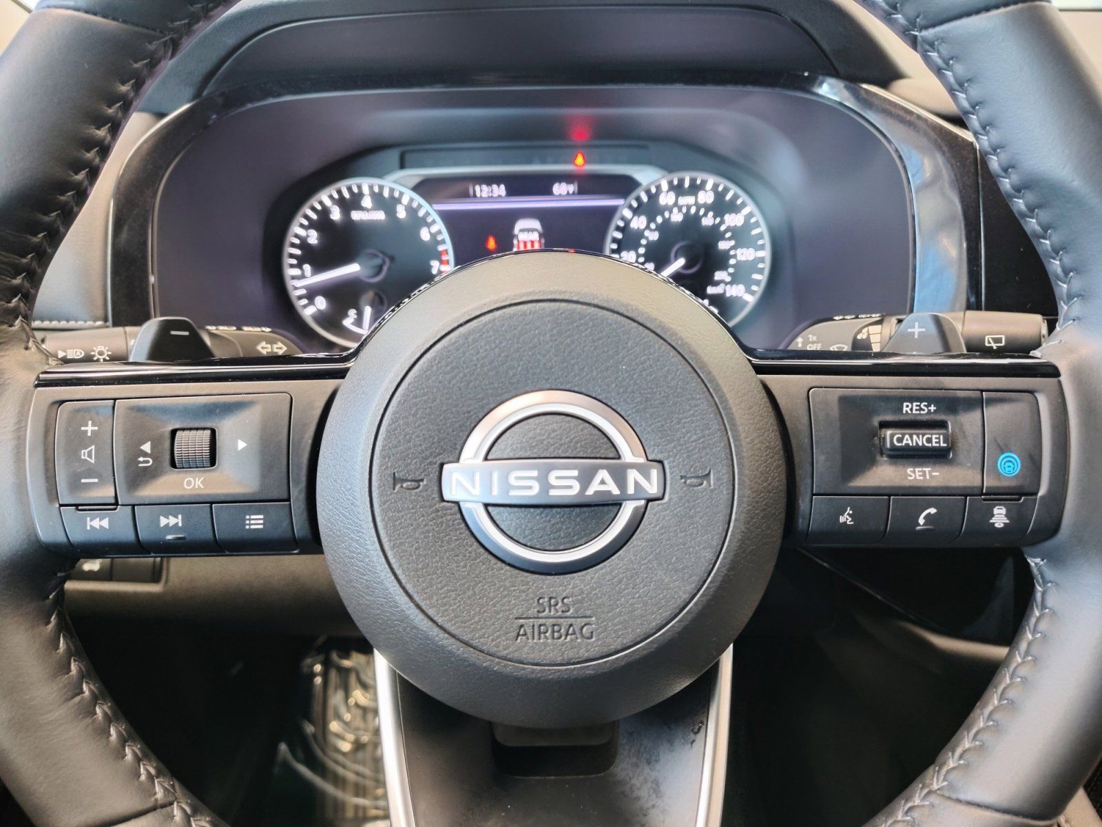 Used Car 2024 Nissan Pathfinder  Sl For Sale Under $35,000 In San Antonio, Texas