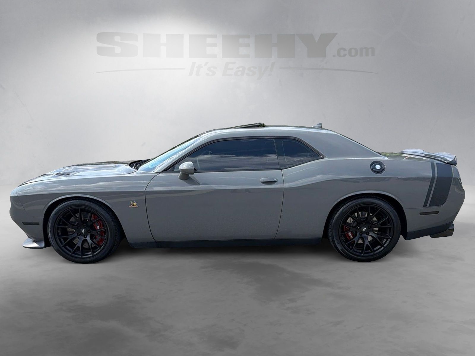 Used 2017 Destroyer Gray Clearcoat Dodge R/T Scat Pack image 13