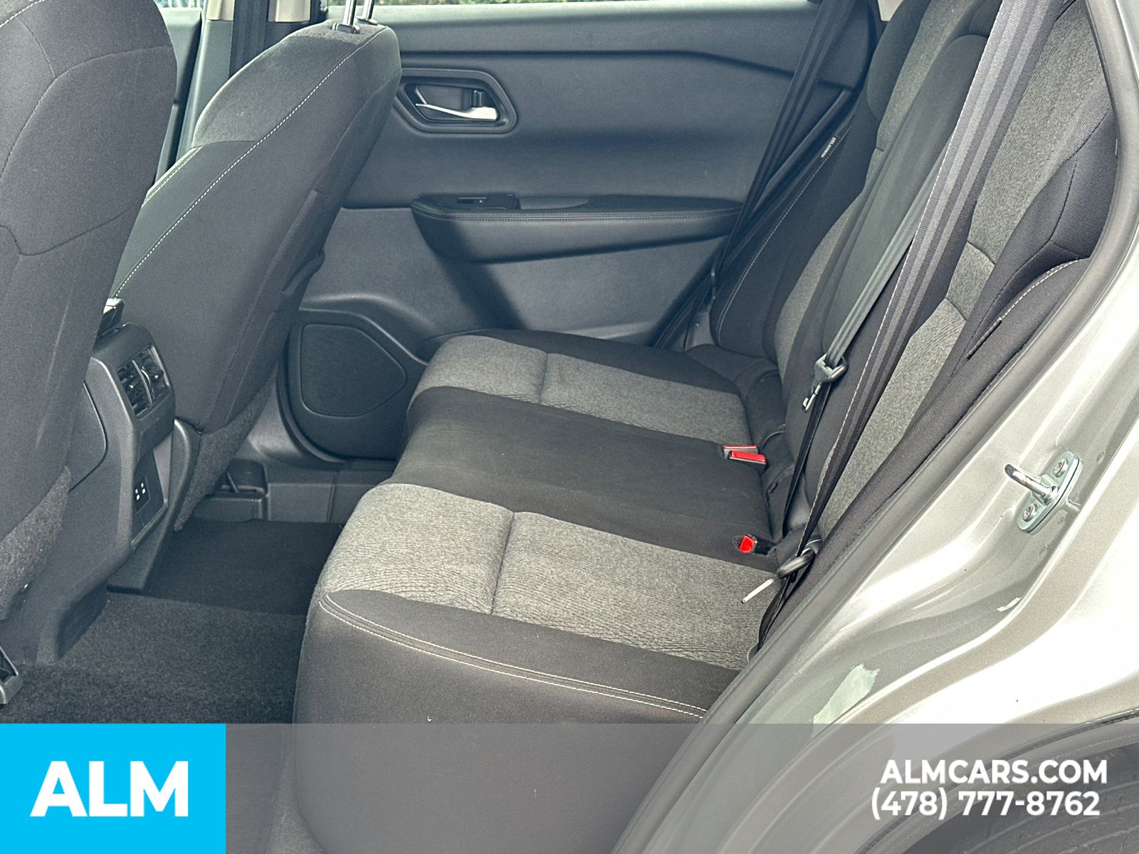 Used 2024 Silver Nissan SV image 24