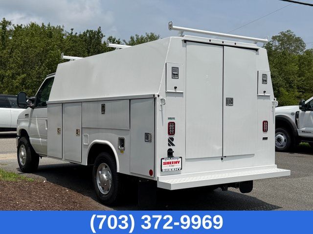 New 2026 Oxford White Ford SD image 4