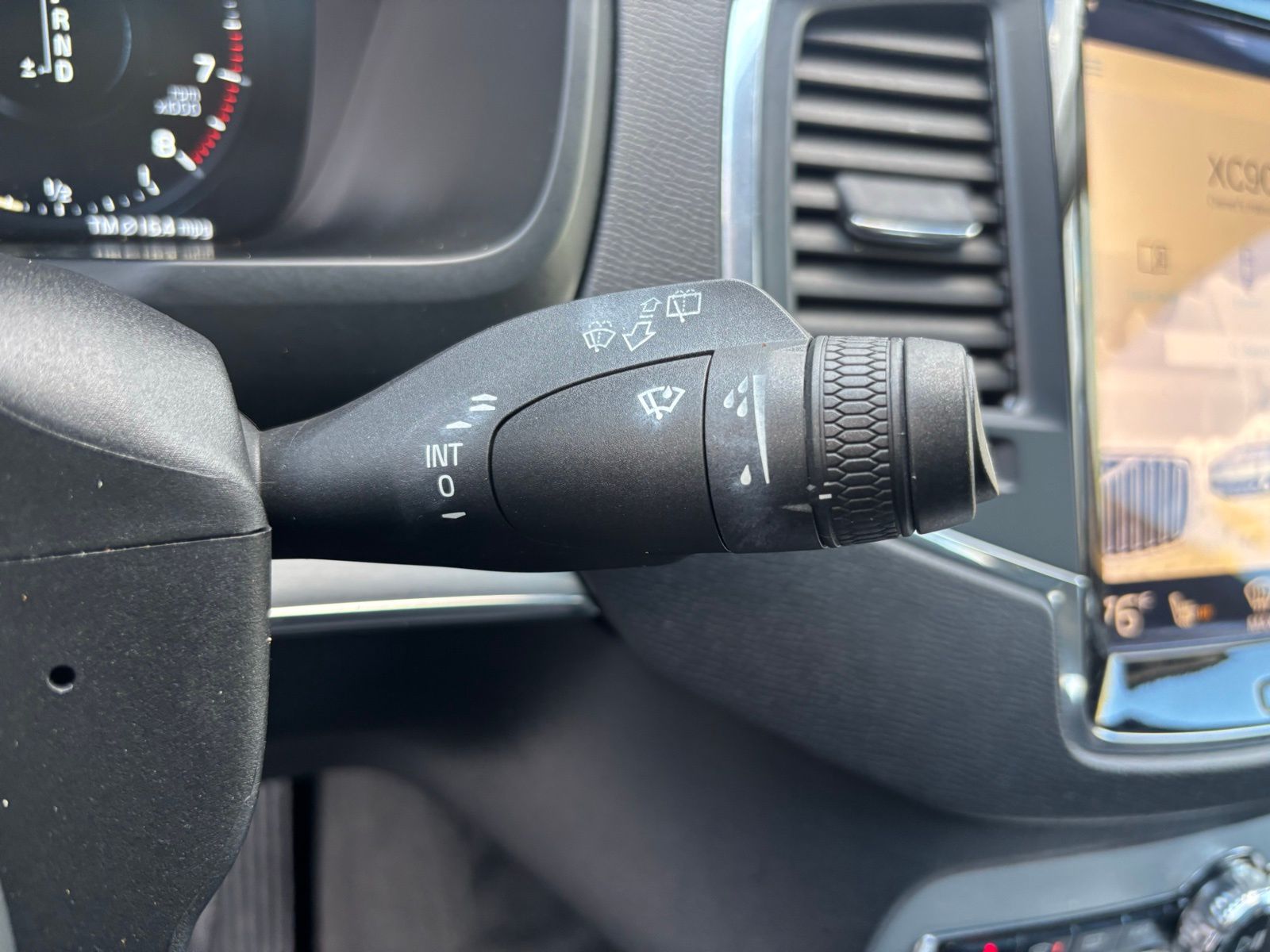 Used Car 2017 Volvo Xc90  T6 Momentum For Sale Under $20,000 In Austin, Texas