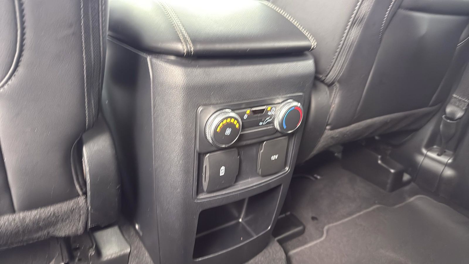 Used Car 2021 Ford Explorer  Xlt For Sale Under $25,000 In Austin, Texas