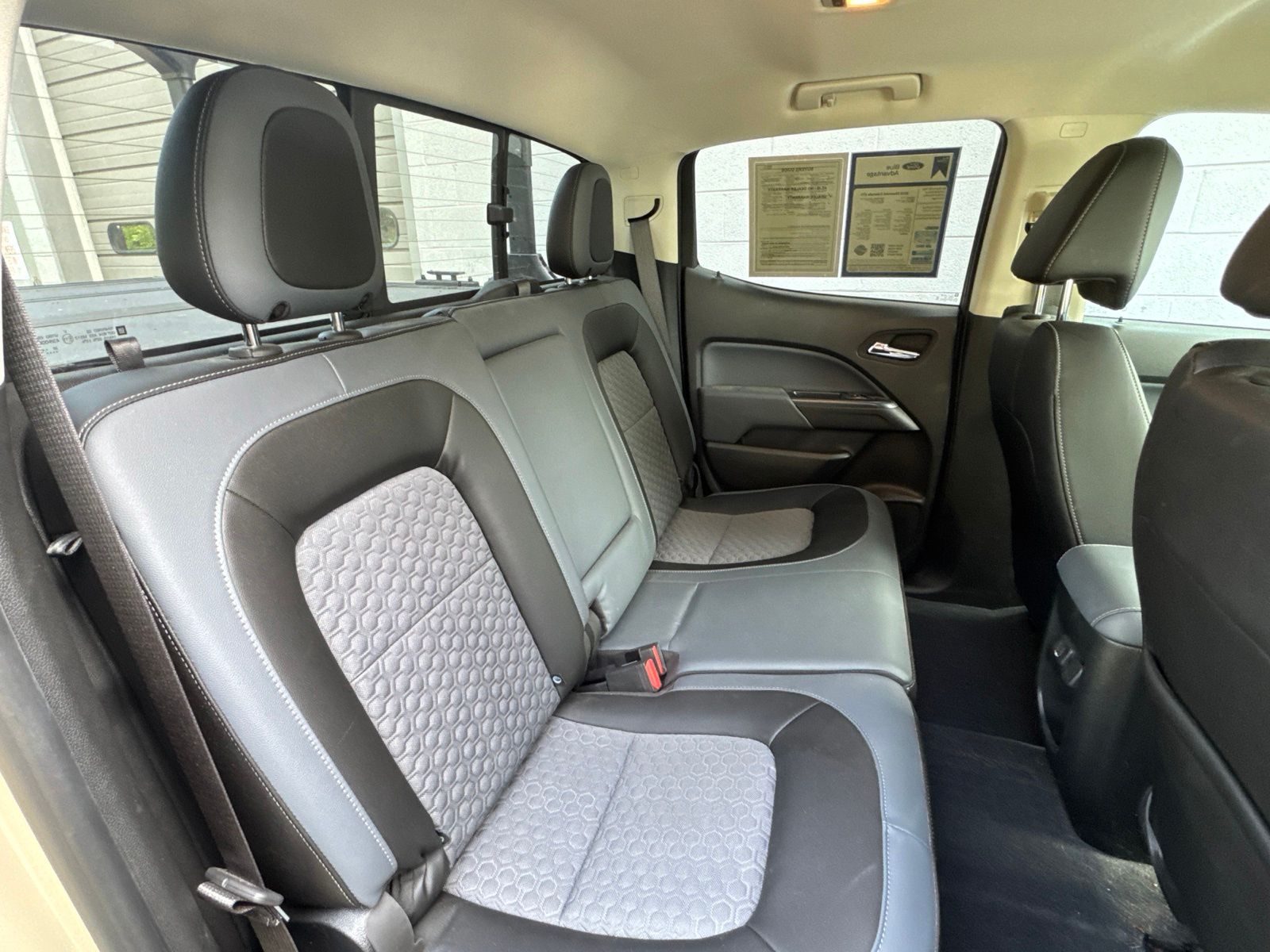Used 2022 Beige Chevrolet Z71 image 18