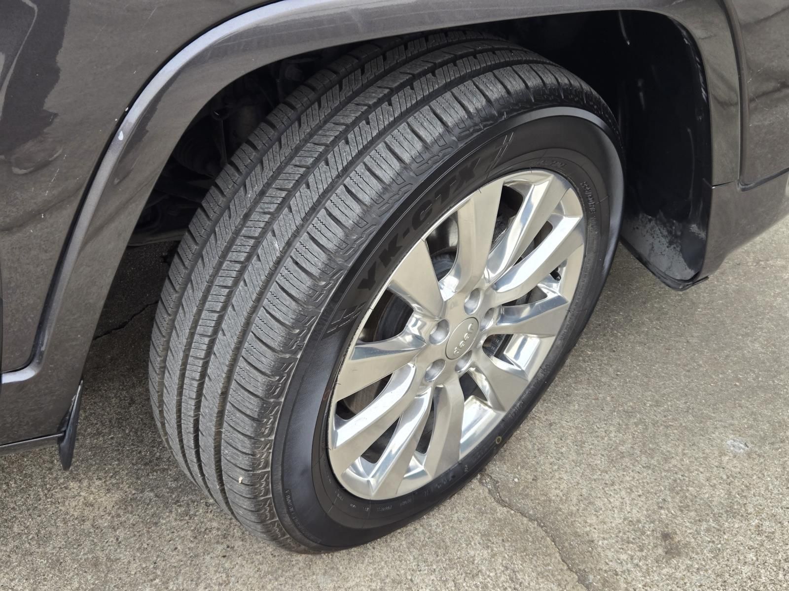 View vehicle photo 6