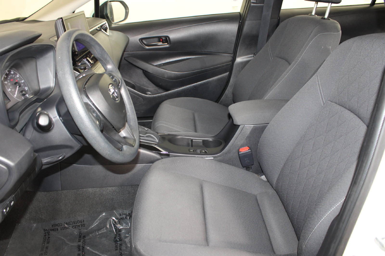 Used 2025 White Toyota LE image 9