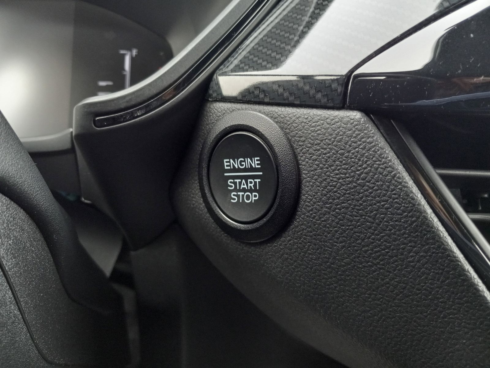 2024 Ford Escape image 25