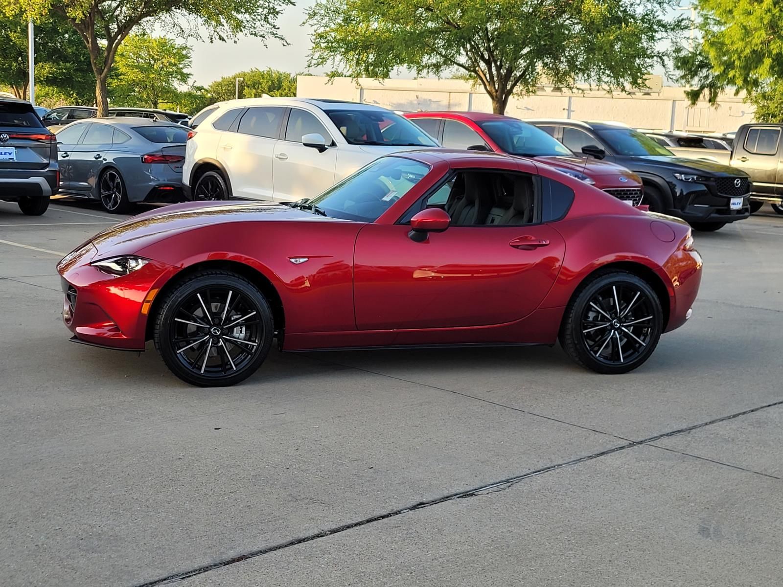 used 2025 Mazda MX-5 Miata RF car, priced at $35,900
