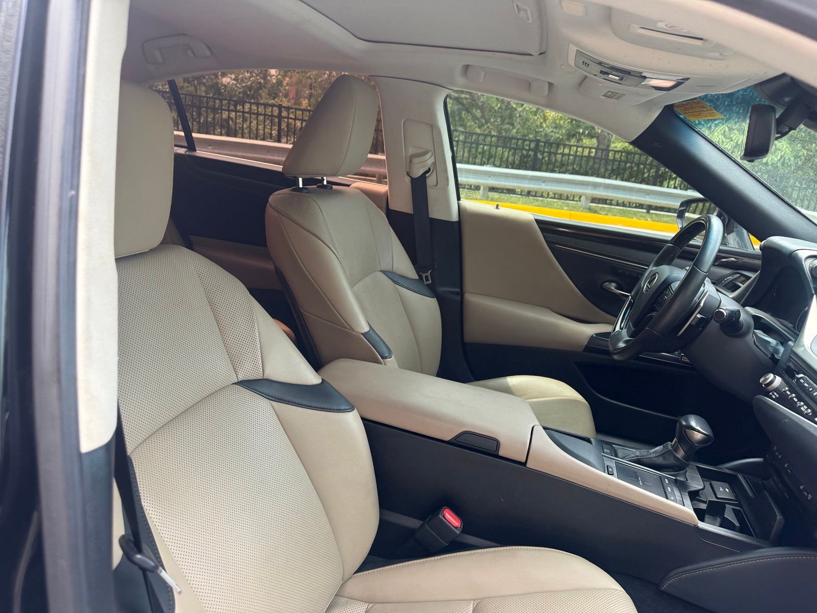 Used 2021 Black Lexus 250 image 32
