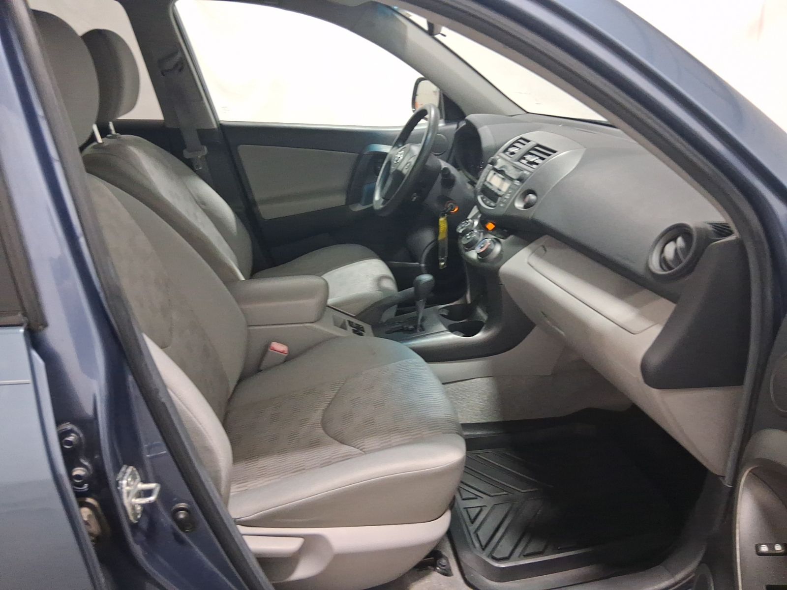 Used Car 2011 Toyota Rav4  Base For Sale Under $12,000 In Austin, Texas