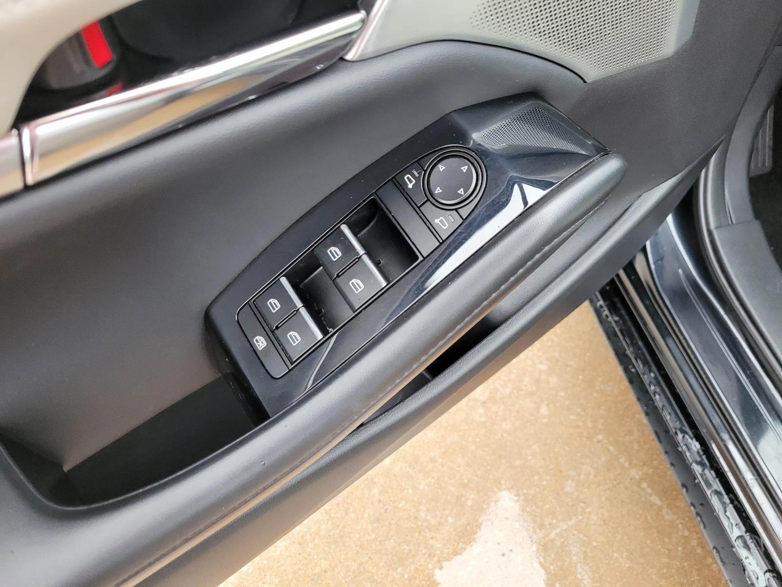 used 2024 Mazda Mazda3 car, priced at $28,400