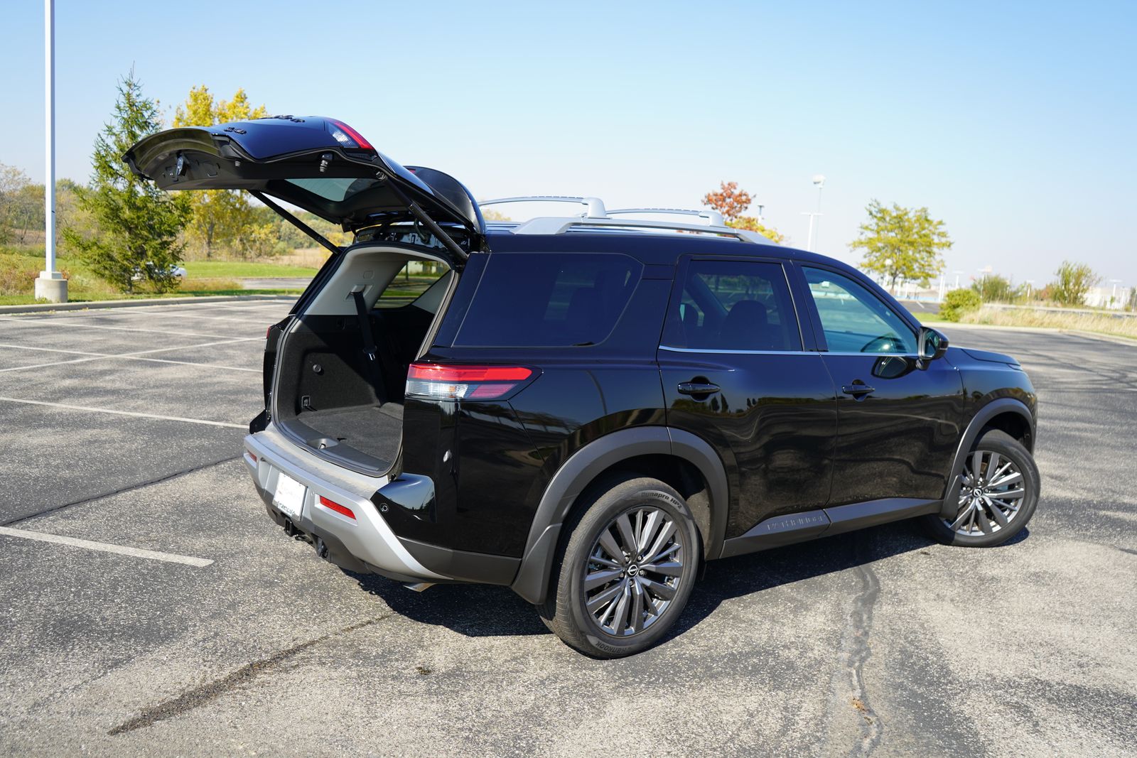 2024 Nissan Pathfinder SL 40